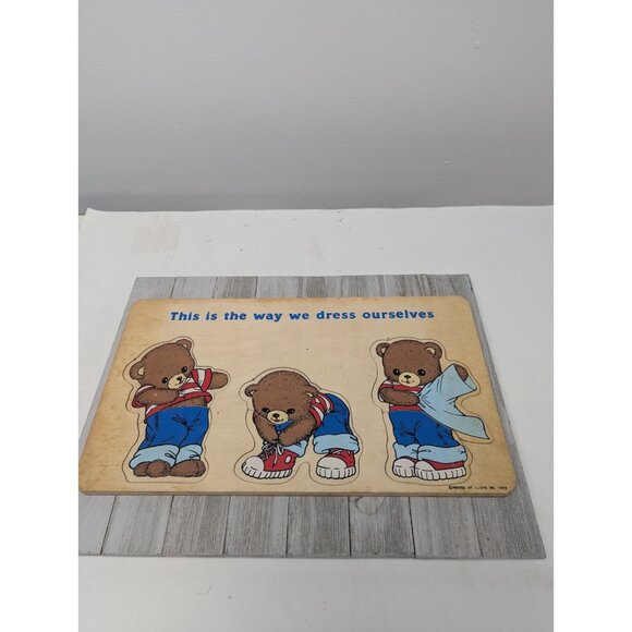 House of Lloyd Other - Vintage House Of Lloyd Wooden Puzzle Dress Ourselves 1989 - 6 Pieces Bears